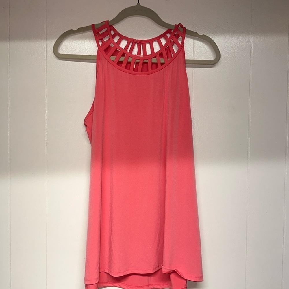 Faith and Joy Sleeveless Melon Colored Top Sz L
